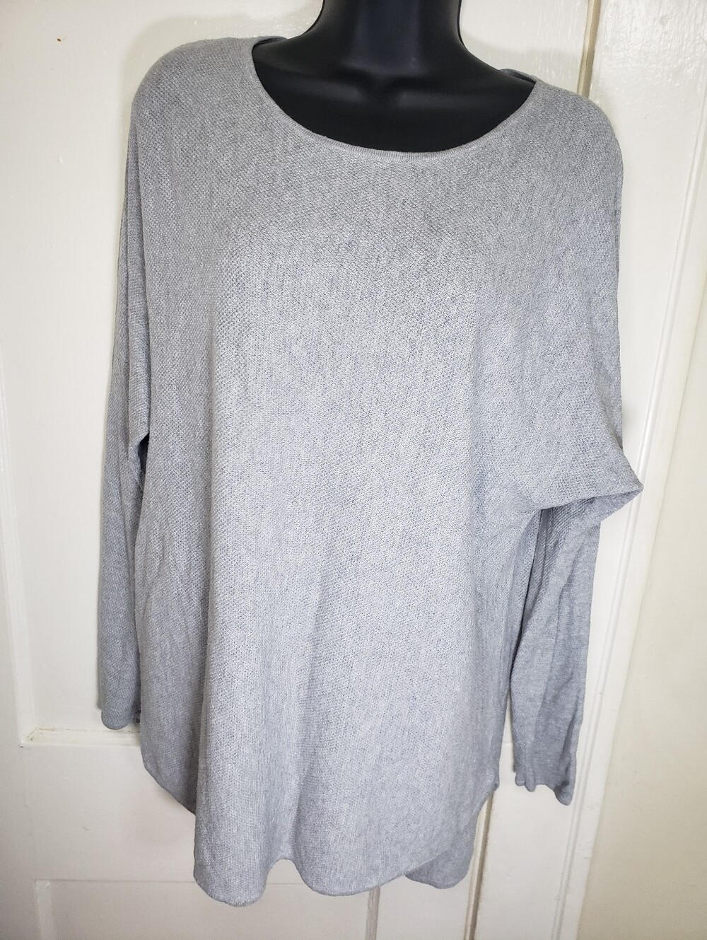 Michael Kors Size L Gray Dolman Sleeve Knit Sweater Curved High Low Hem Soft